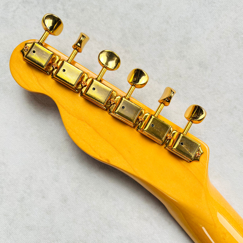 Fender 1998 Collectors Edition Telecaster Maple Fingerboard - 2-Color Sunburst - 17