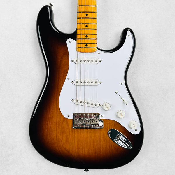 Fender 70th Anniversary American Vintage II 1954 Stratocaster 2024 - 2-Color Sunburst - 1