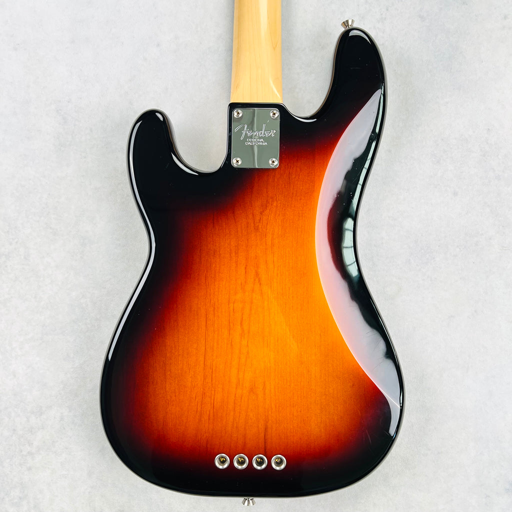 Fender American Prefessional Precision Bass Rosewood Fingerboard 2018 - 3-Color Sunburst - 10