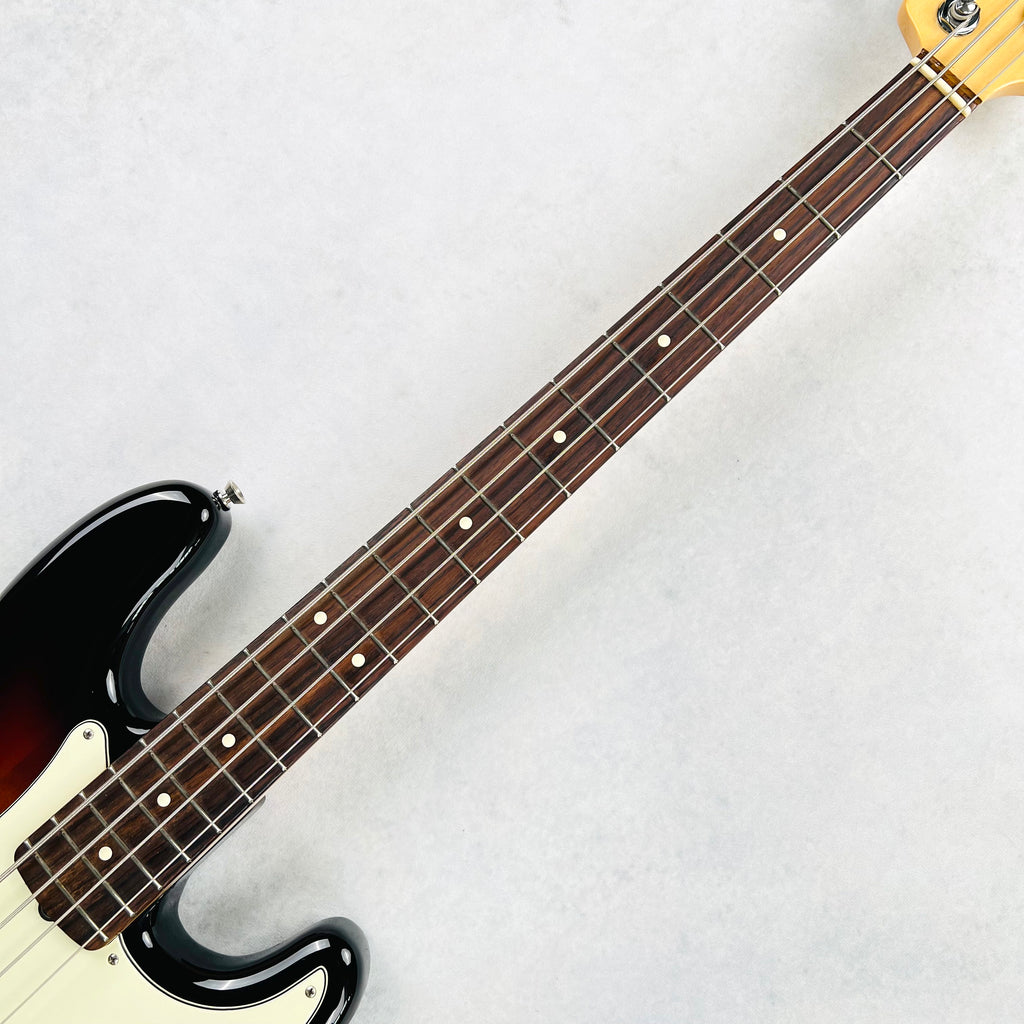 Fender American Prefessional Precision Bass Rosewood Fingerboard 2018 - 3-Color Sunburst - 8