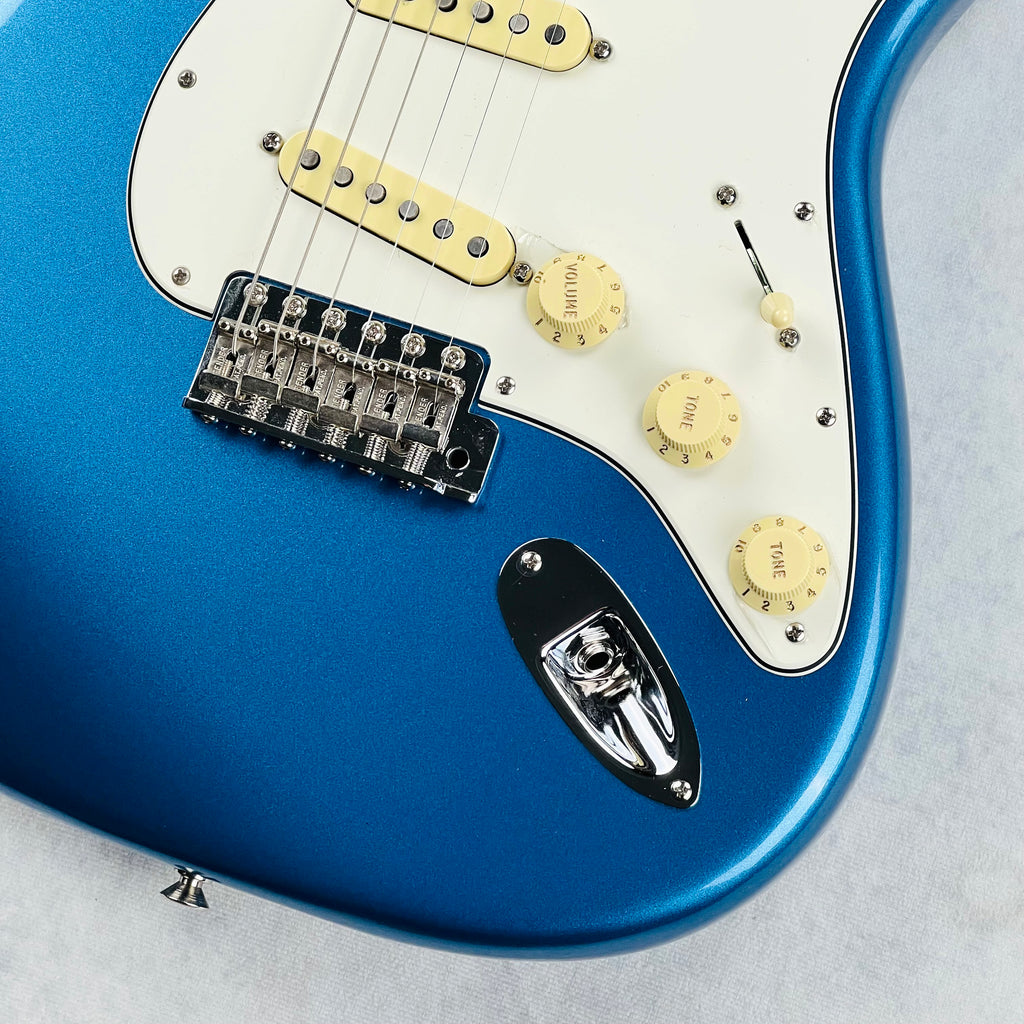 Fender American Vintage II 1973 Stratocaster Maple Fingerboard 2023 - Lake Placid Blue - 5