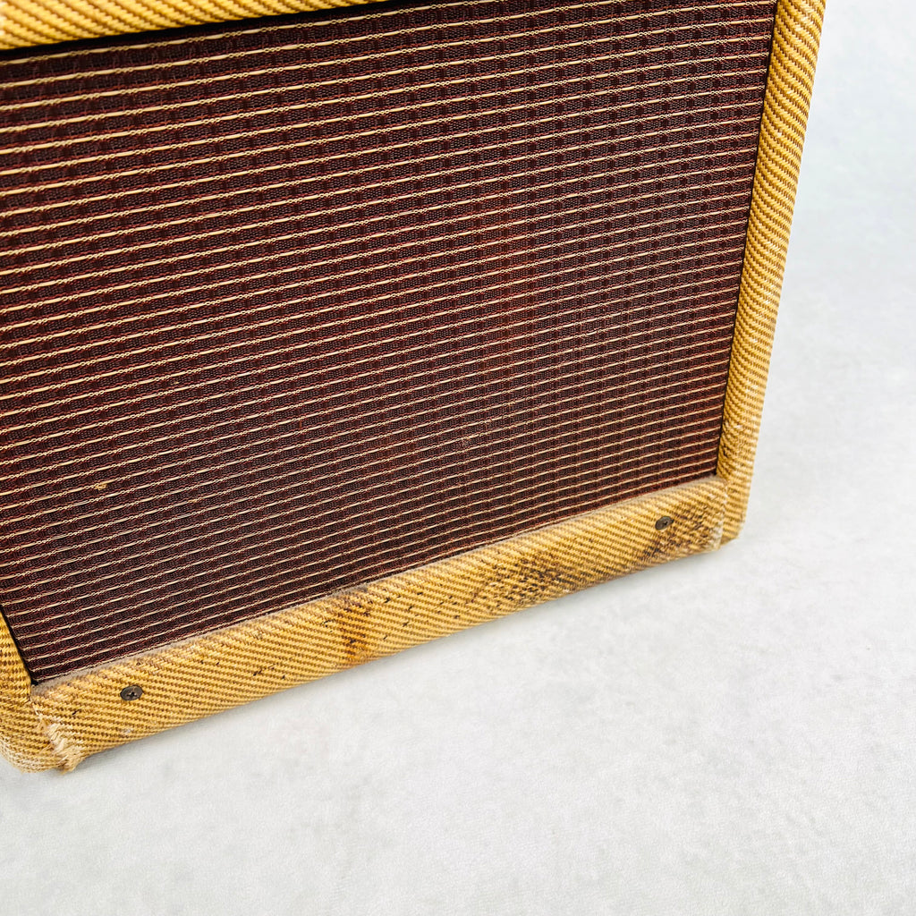Fender Champ 5F1 Narrow Panel 1x6" Combo Amplifier 1956 - Tweed - 4