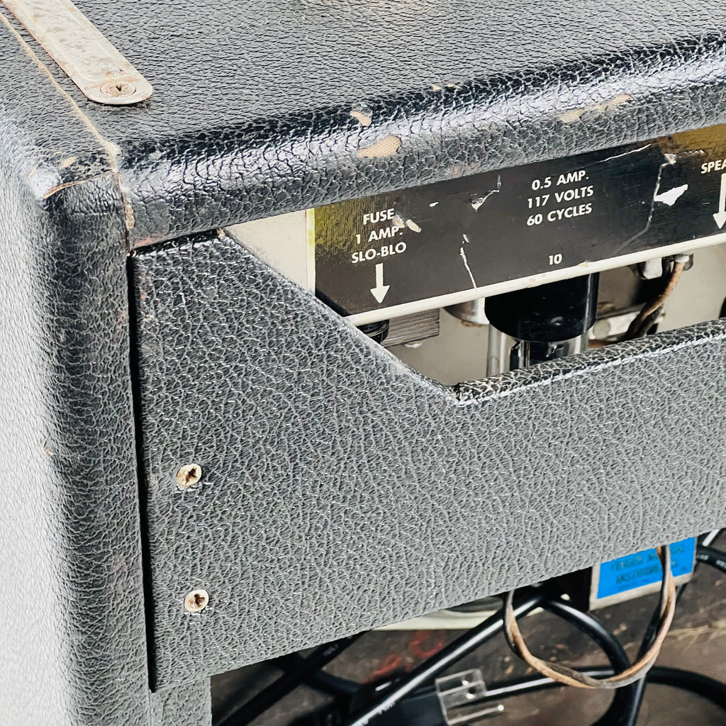 Fender Champ Amp AA764 1x8" Combo Amplifier 1965 - Black - 10