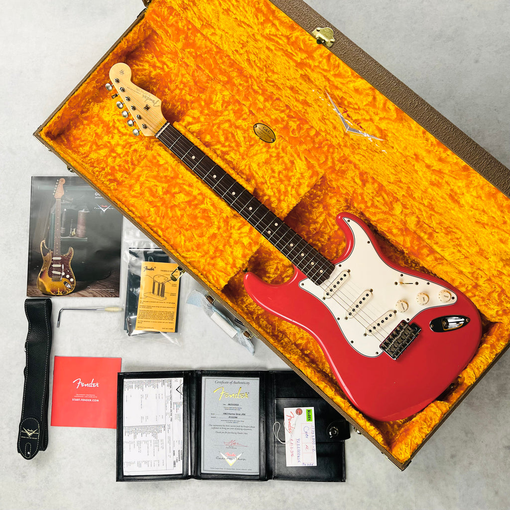 Fender Custom Shop 1963 Stratocaster Korina Journeyman Relic 2022 - Fiesta Red - 17