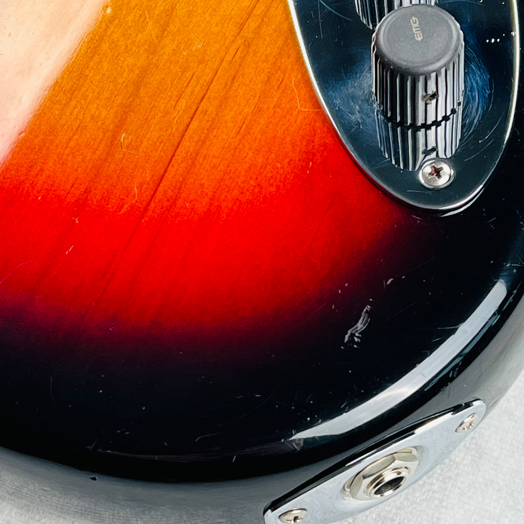 Fender Custom Shop Custom Classic Jazz Bass 2010s - 3-Tone Sunburst - 10