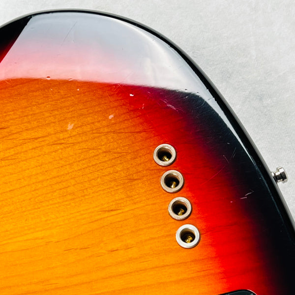 Fender Custom Shop Custom Classic Jazz Bass 2010s - 3-Tone Sunburst - 17