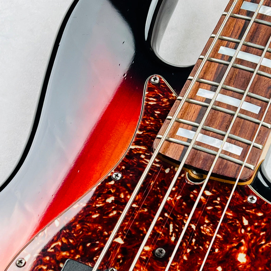 Fender Custom Shop Custom Classic Jazz Bass 2010s - 3-Tone Sunburst - 9