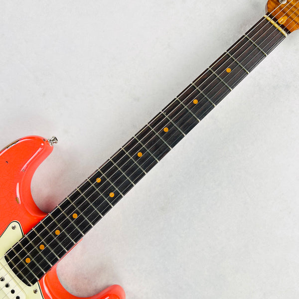 Fender Custom Shop GT11 Stratocaster Heavy Relic Sweetwater Exclusive 2022 - Fiesta Red Over Black - 8