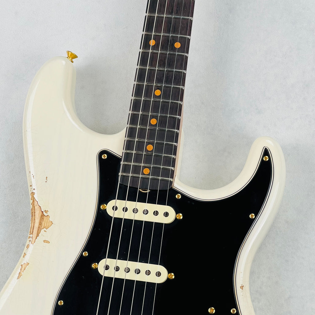 Fender Custom Shop Limited 1962 Stratocaster Relic Reverse Gold Hardware 2024 - Aged White Blonde - 3