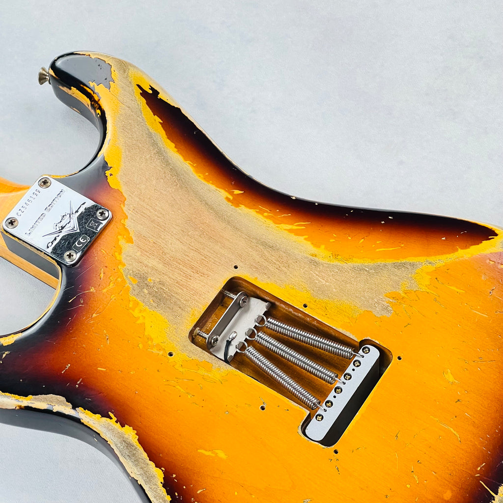 Fender Custom Shop Ltd '60 Dual Mag II Stratocaster Super Heavy Relic 2021 - Faded 3-Tone Sunburst - 16