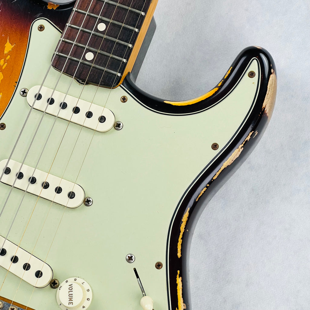 Fender Custom Shop Ltd '60 Dual Mag II Stratocaster Super Heavy Relic 2021 - Faded 3-Tone Sunburst - 8