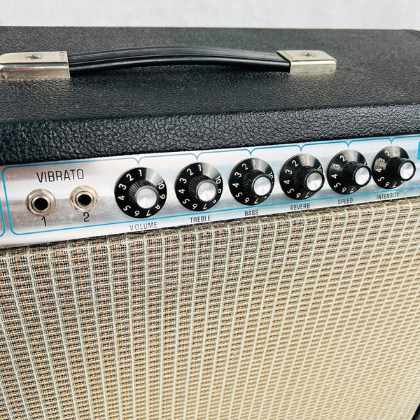 Fender Deluxe Reverb Silver Panel 1x12" Combo Amplifier 1976 - Black - 4