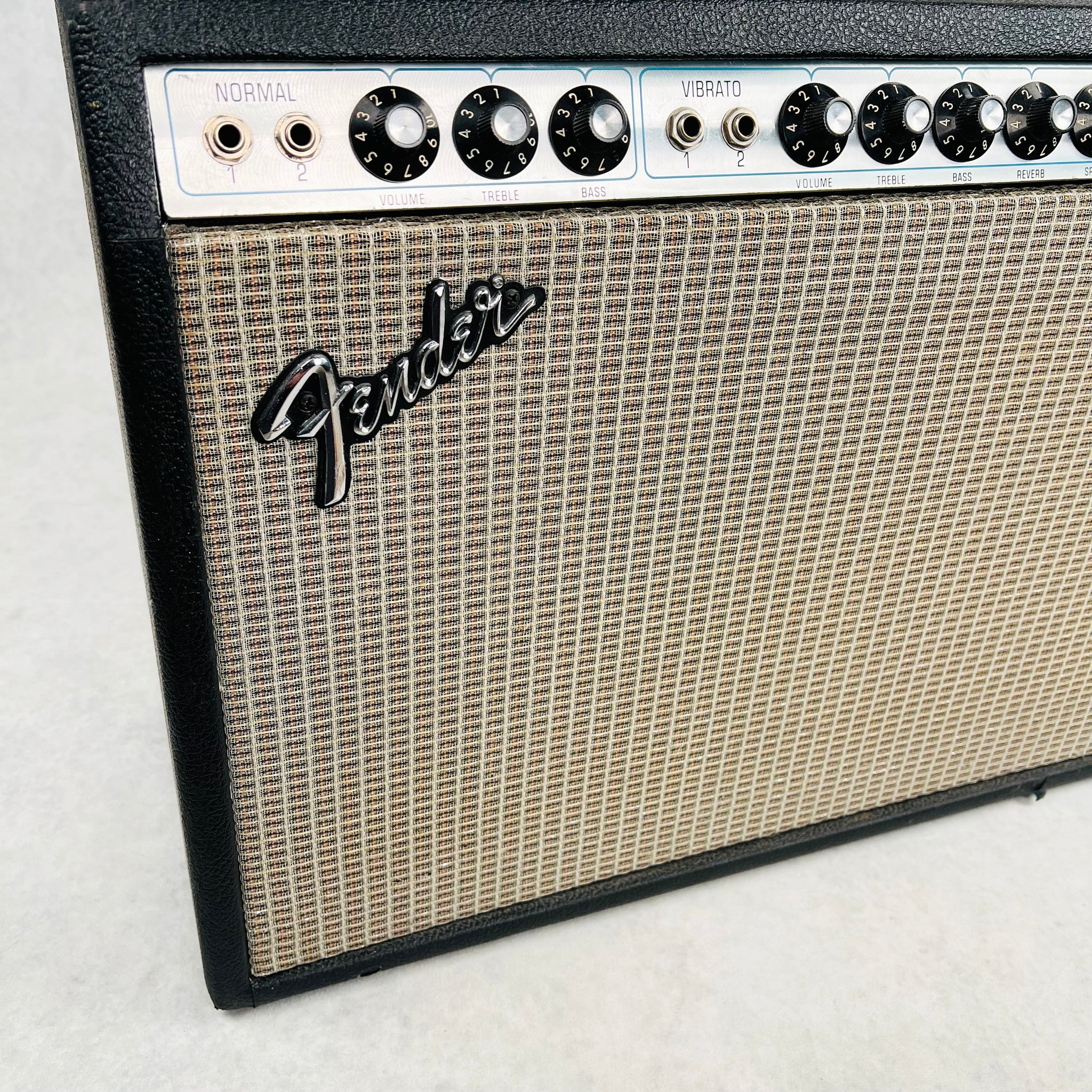 Fender Deluxe Reverb Silver Panel 1x12