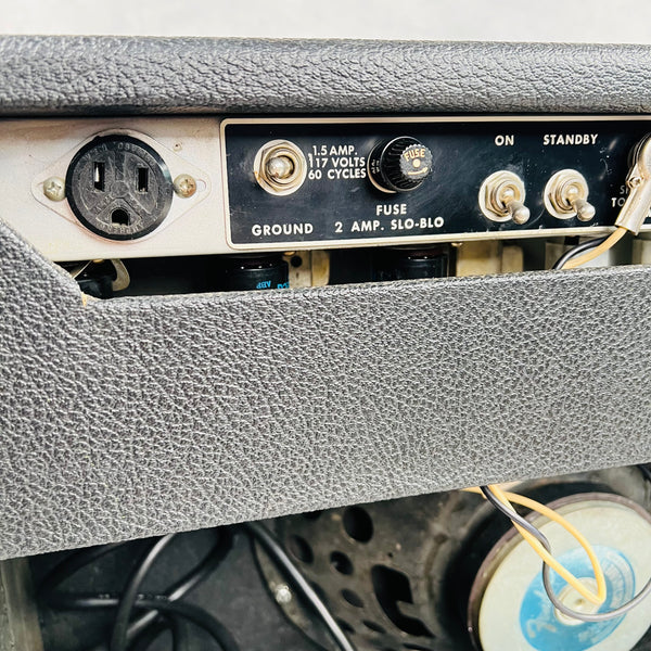 Fender Deluxe Reverb Silver Panel 1x12" Combo Amplifier 1976 - Black - 11