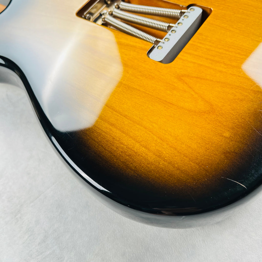 Fender Eric Johnson Stratocaster 2005 - 2-Tone Sunburst - 18