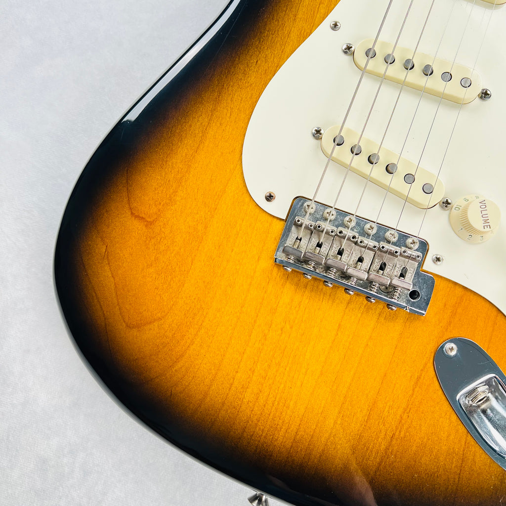 Fender Eric Johnson Stratocaster 2005 - 2-Tone Sunburst - 4