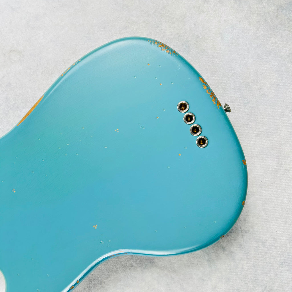 Fender JMJ Road Worn Mustang Bass Rosewood Fingerboard 2020 - Faded Daphne Blue - 12