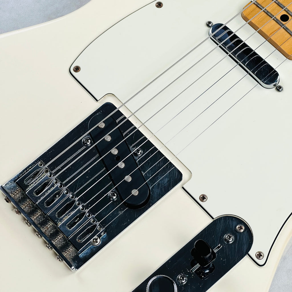 Fender Standard Telecaster Maple Fingerboard MIM 2012 - Arctic White - 7