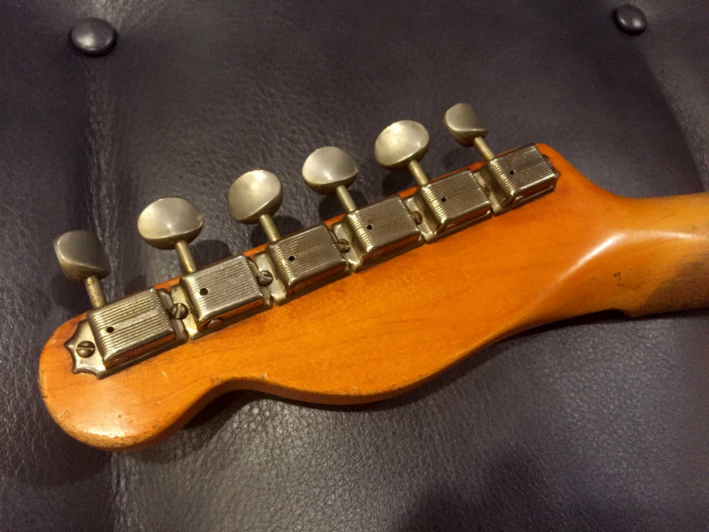 Fender Telecaster 1952 Butterscotch Blonde Blackguard Vintage Electric Guitar Headstock Back