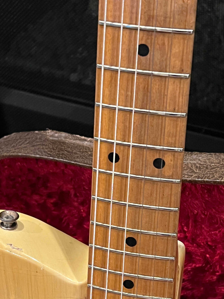 Fender Telecaster 1953 Butterscotch Blonde Blackguard Vintage Electric Guitar Fingerboard