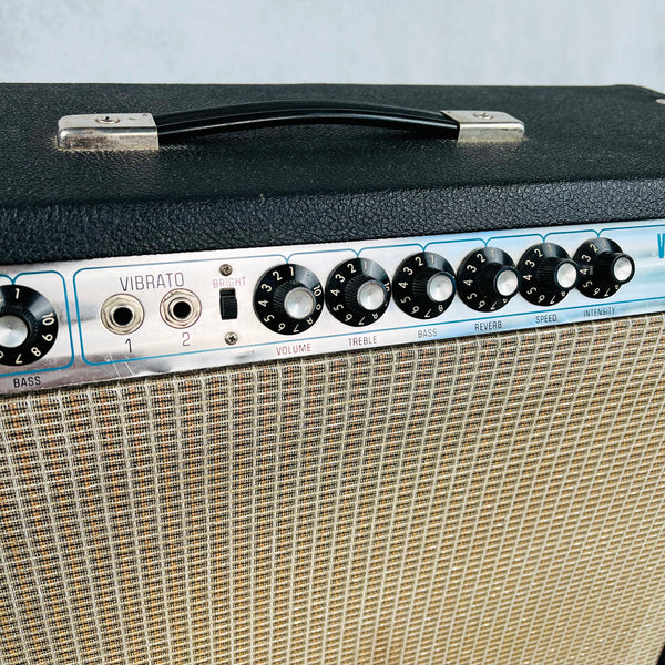 Fender Vibrolux Reverb Silver Panel 2x10" Combo Amplifier 1977 - Black - 4