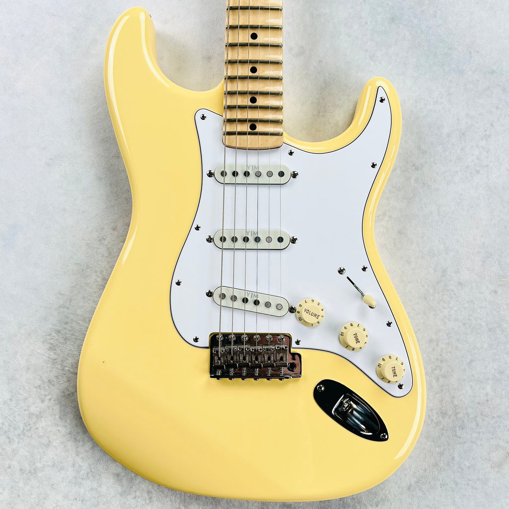 Fender Yngwie Malmsteen Stratocaster Maple Fingerboard 2017 - Vintage White - 1