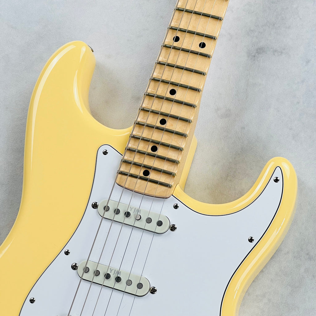 Fender Yngwie Malmsteen Stratocaster Maple Fingerboard 2017 - Vintage White - 3