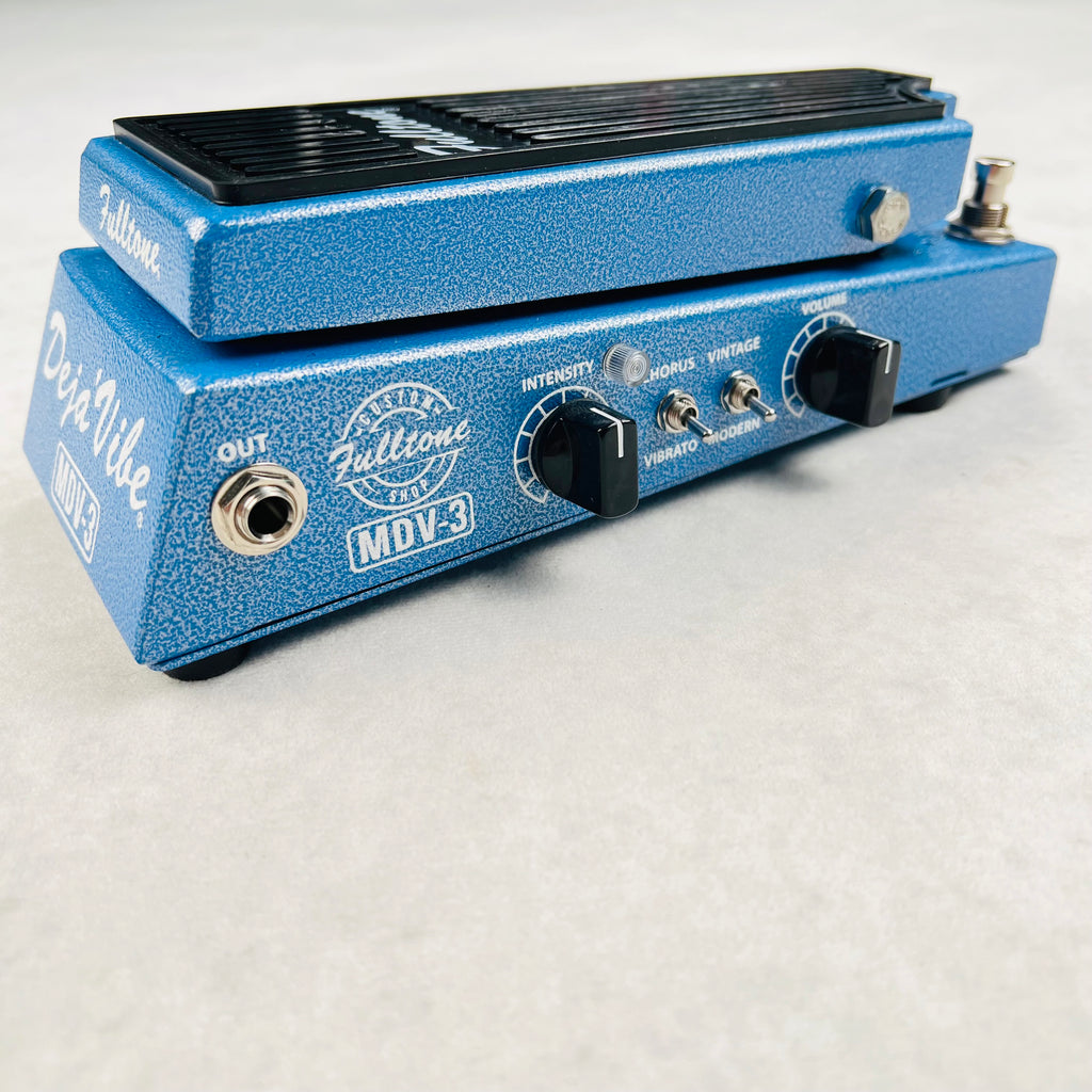 Fulltone Custom Shop Mini Deja Vibe MDV-3 Chorus Vibrato Pedal - Blue - 8
