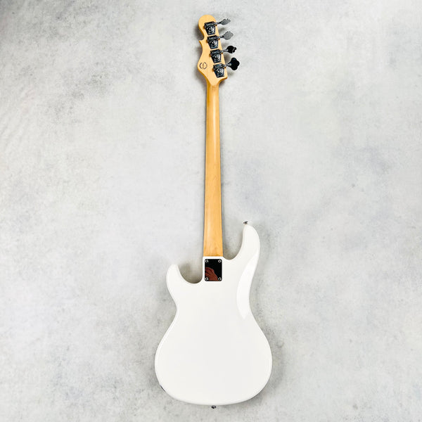 G&L Tribute Kiloton 4-String Bass 2017 - White - 11