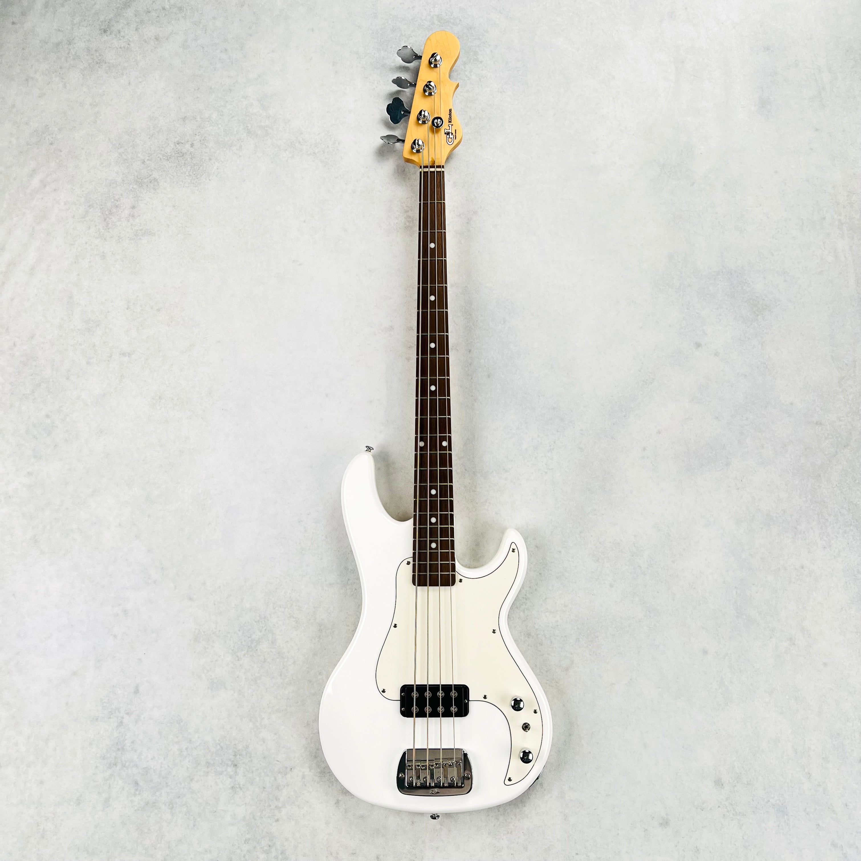 G&L Tribute Series Kiloton 4-String Bass 2017 - White | Tone Wolf
