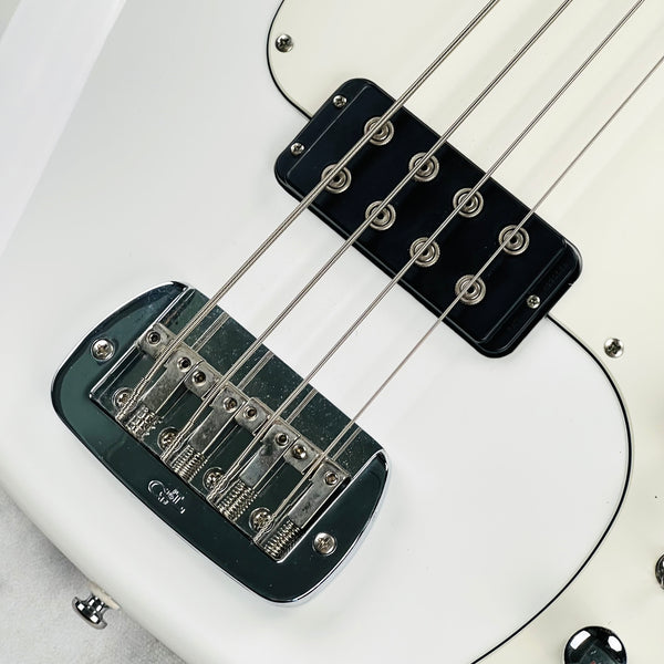 G&L Tribute Kiloton 4-String Bass 2017 - White - 7