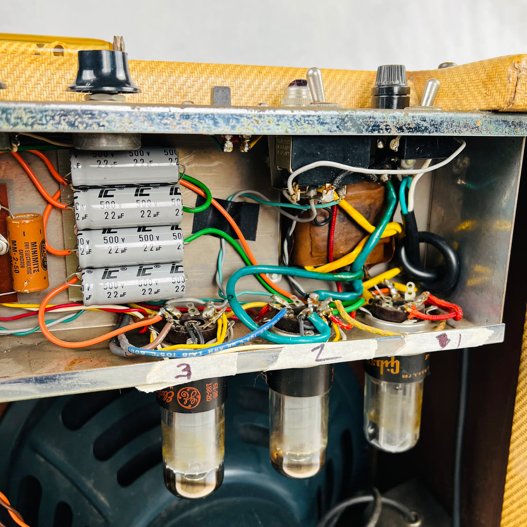 Gibson GA-30RV Invader 1x12" & 1x8" Combo Amplifier with Reverb 1961 - Tweed - 20