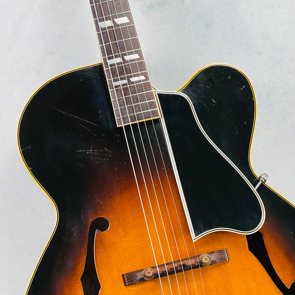 Gibson L-7C 1952 - Sunburst - 3