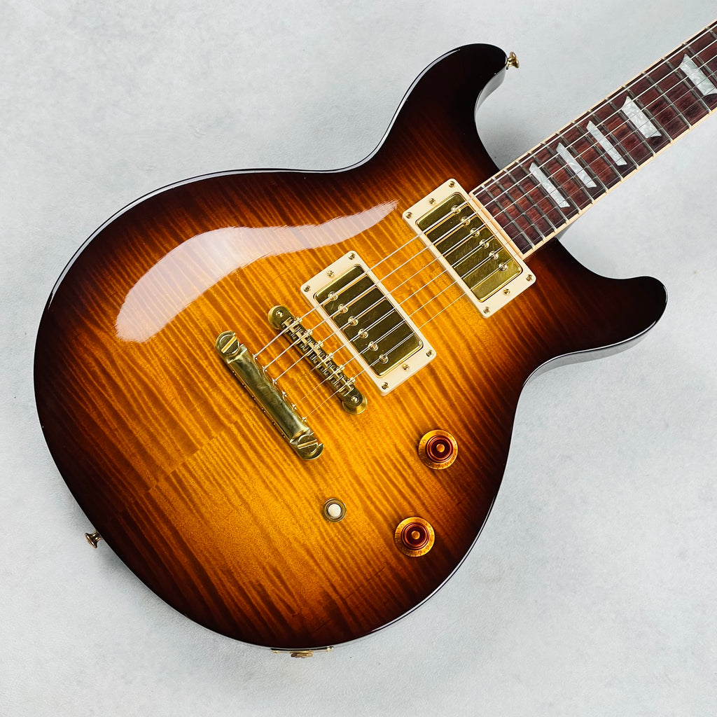 Gibson Les Paul Standard Plus Double Cutaway Gold Hardware 2001 - Desert Burst - 5