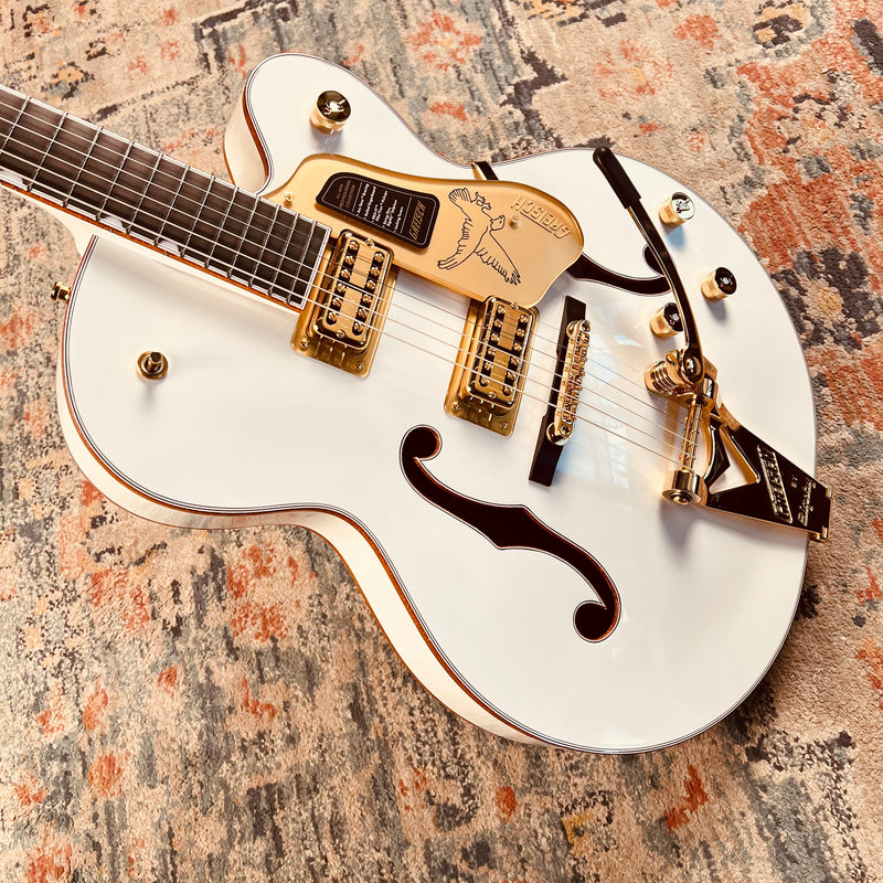 Gretsch Falcon Hollow Body with String-Thru Bigsby - White - Body Front