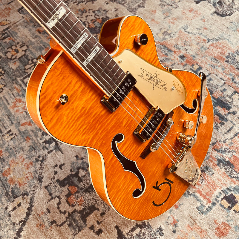 Gretsch G6120T-55 Vintage Select Edition '55 Chet Atkins Hollow Body with Bigsby - Western Orange Stain Lacquer - Lifestyle Top Perspective