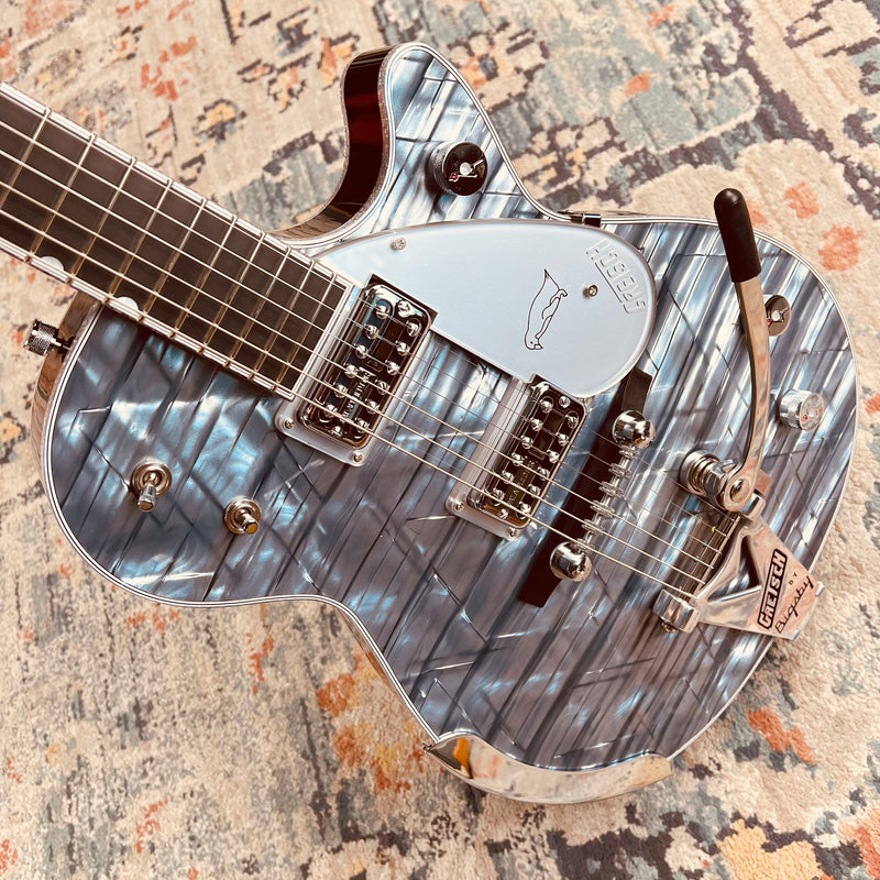 Gretsch G6134T-58 Limited Edition Penguin String-Thru Bigsby - Light Blue Pearl - Custom Top Finish