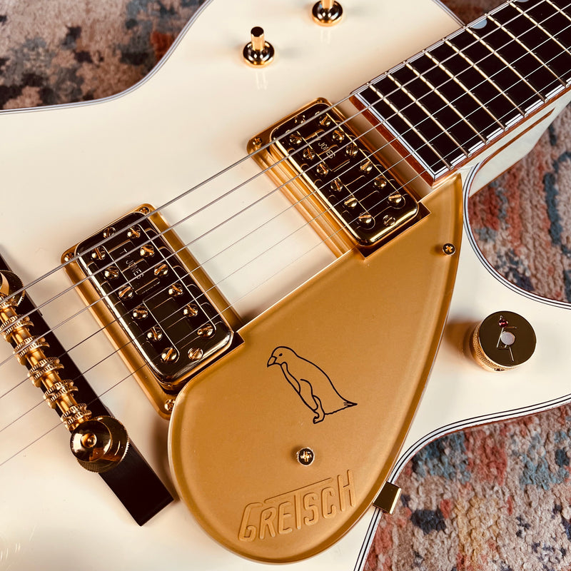Gretsch G6134T-58 Vintage Select '58 Penguin with Bigsby - Vintage White - Lifestyle Pickups & Pickguard