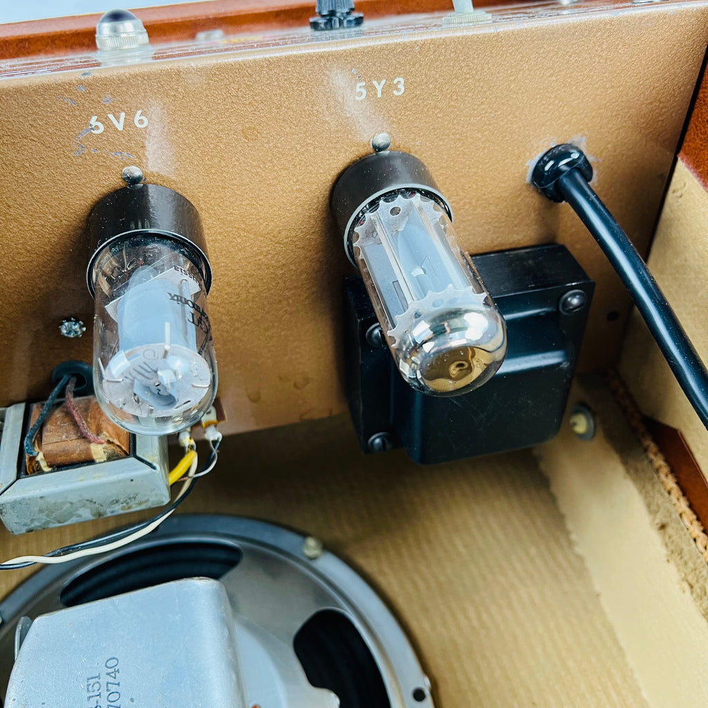 Harmony Model H194 1x8" Combo Amplifier 1950s - Brown - 15