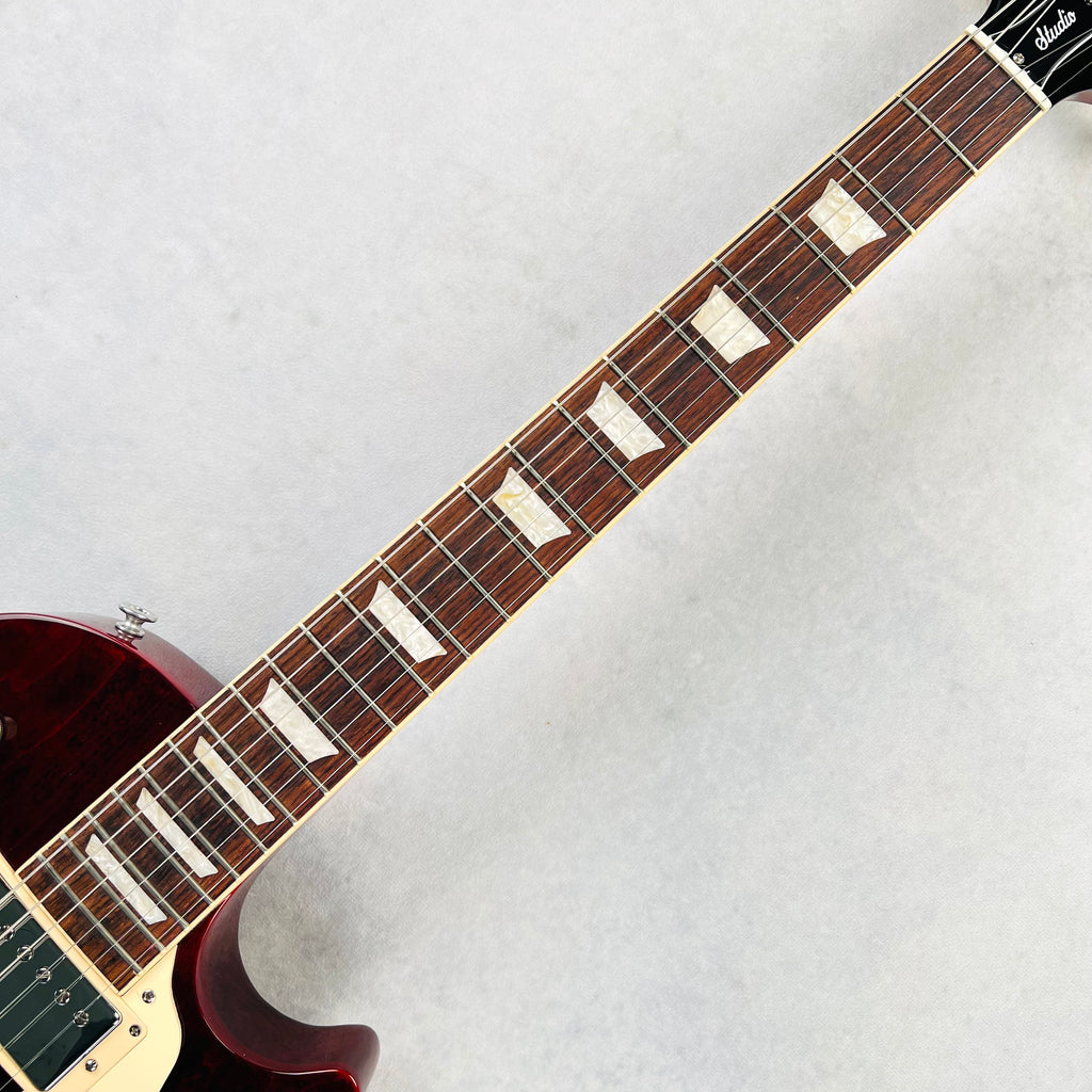 Gibson Les Paul Studio 2024 - Wine Red - 8