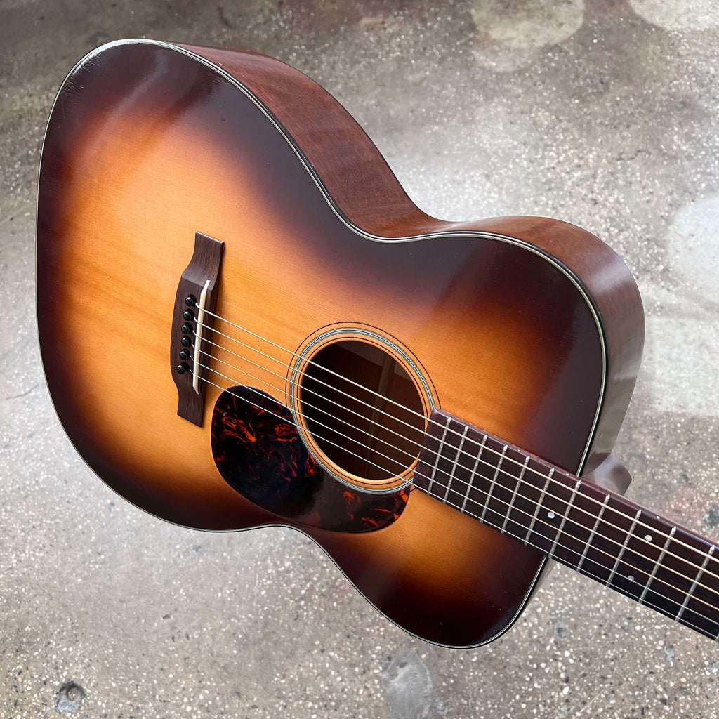 Martin 000-18 Acoustic Guitar 1941 - Shade Top - 22