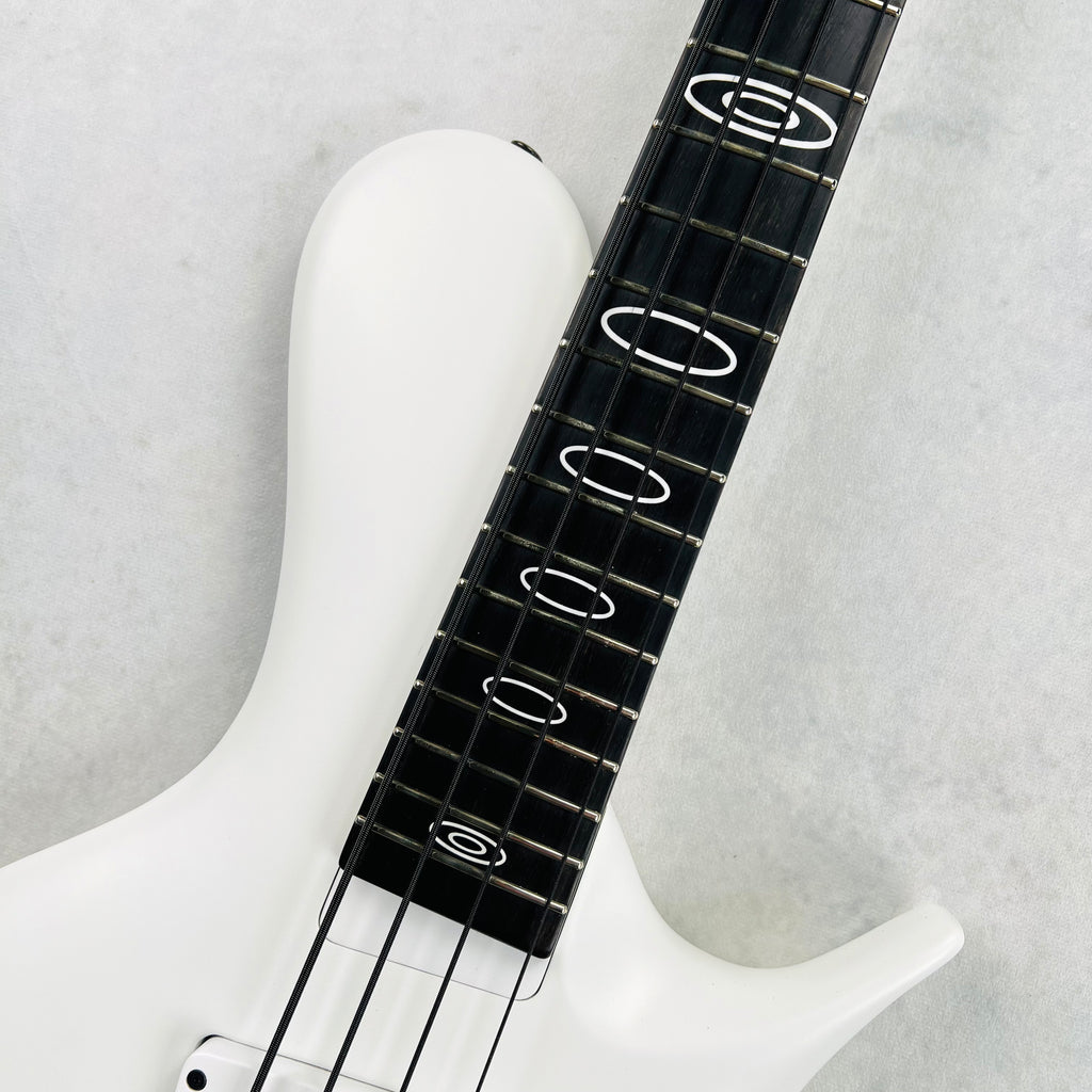 Jens Ritter R-8 Singlecut 4-String Bass 2017 - White - 3