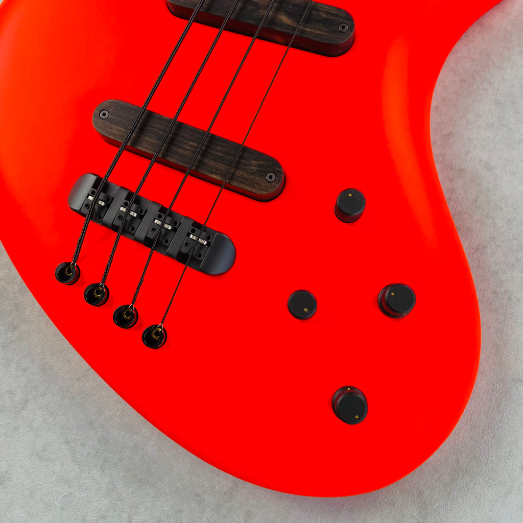 Jens Ritter R-8 Singlecut 4-String Bass 2019 - 80s Red - 5
