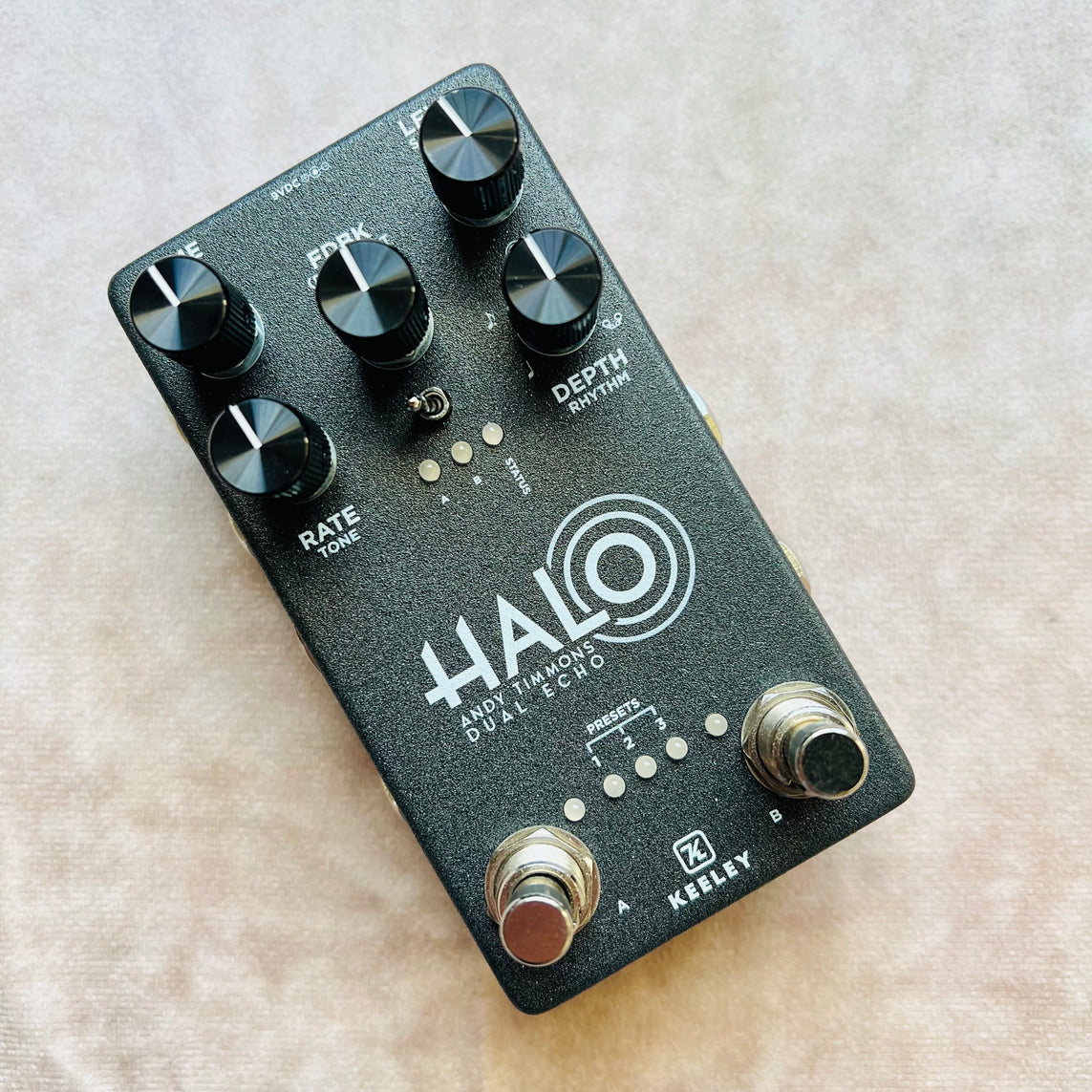 halo dual echo pedal Keeley Andy Timmons Signature - Black A great look of size:191cm Style:Folded Easily bounce between Side