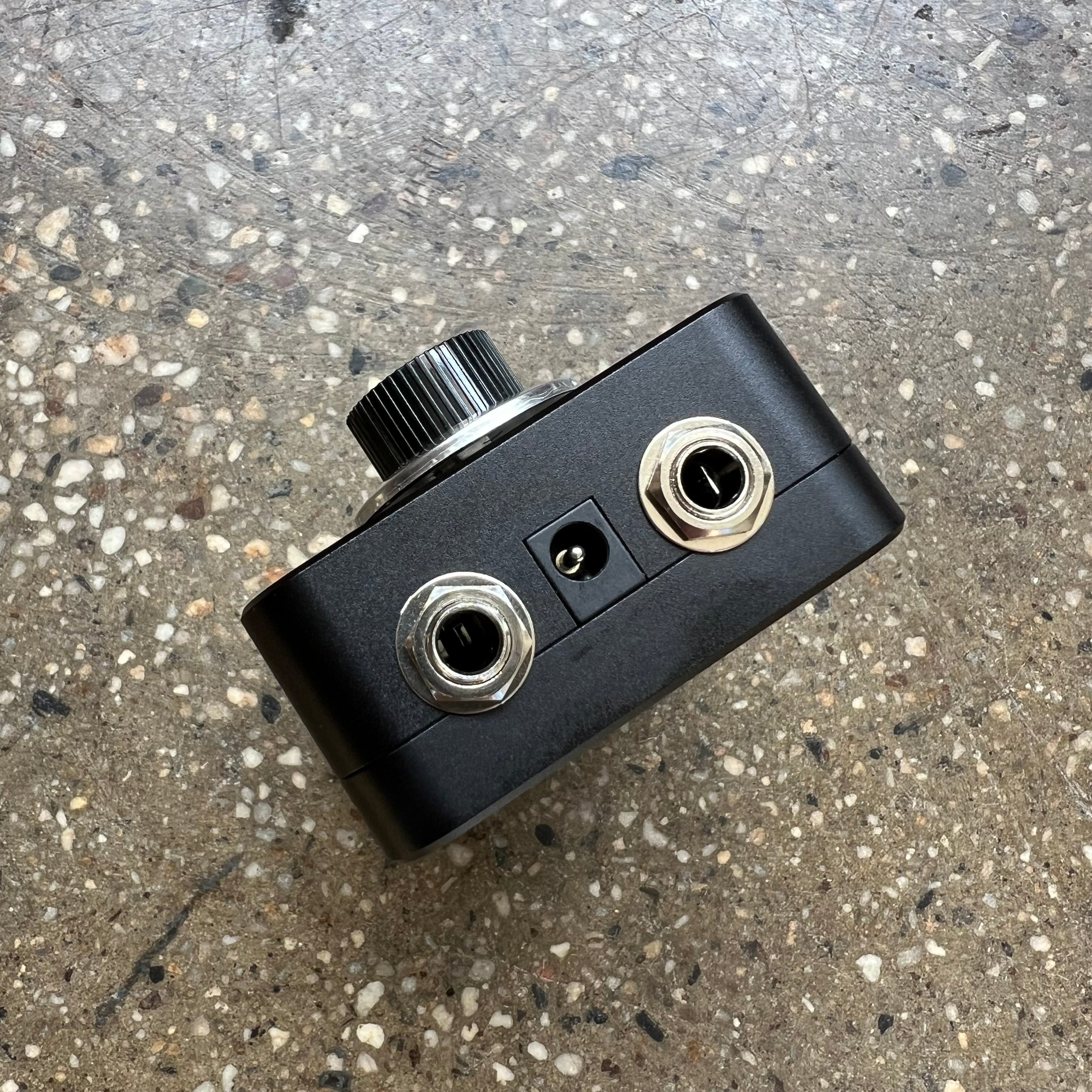 KingTone miniFUZZ V2 Effects Pedal - Black | Tone Wolf