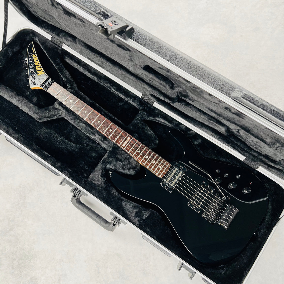 Kramer American Sustainer Rosewood Fingerboard 1989 Black | Tone Wolf
