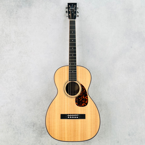 Larrivee 00-40 Koa Limited Acoustic Guitar - Natural - 2