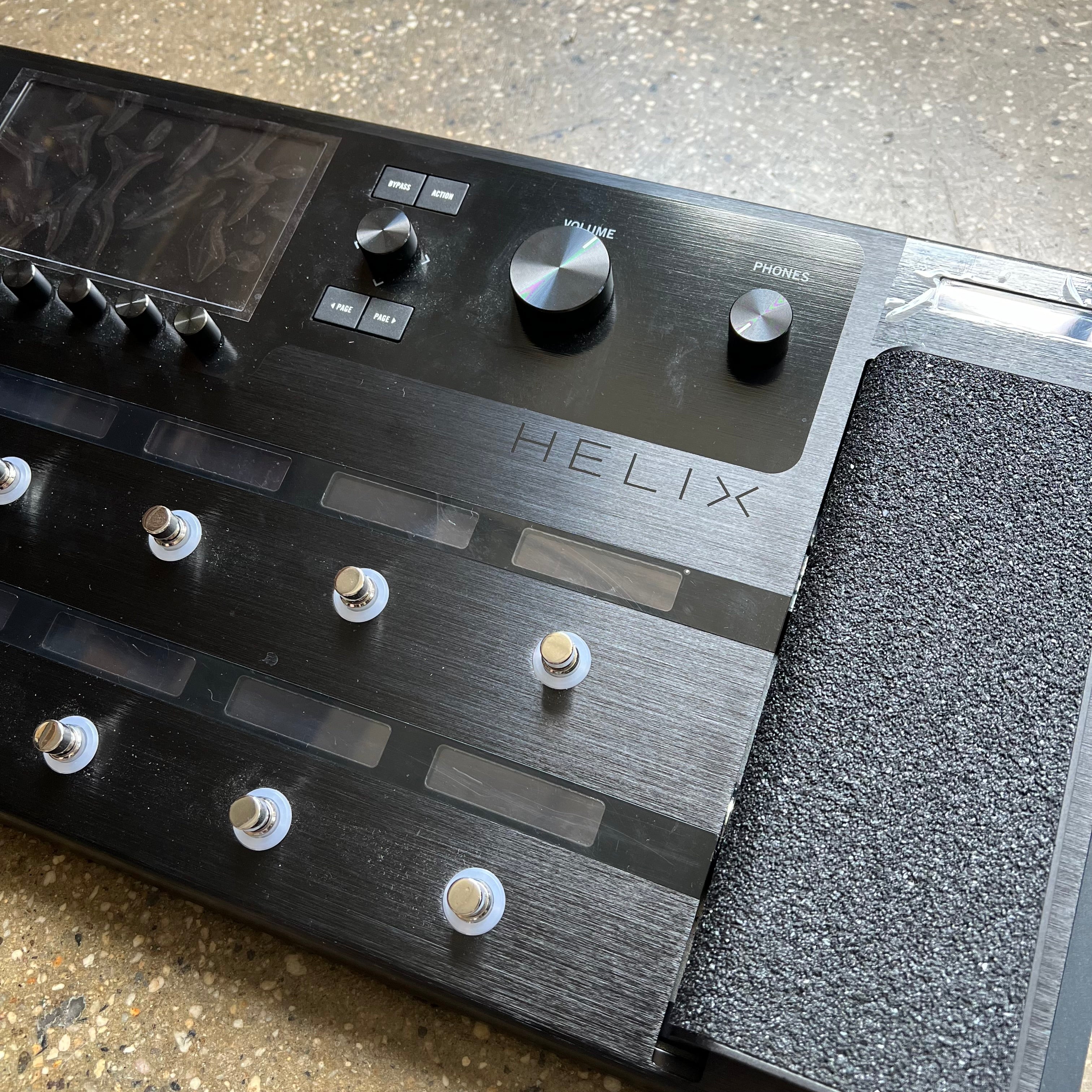 Line 6 Helix Floor 2015 - Present - Black | Tone Wolf