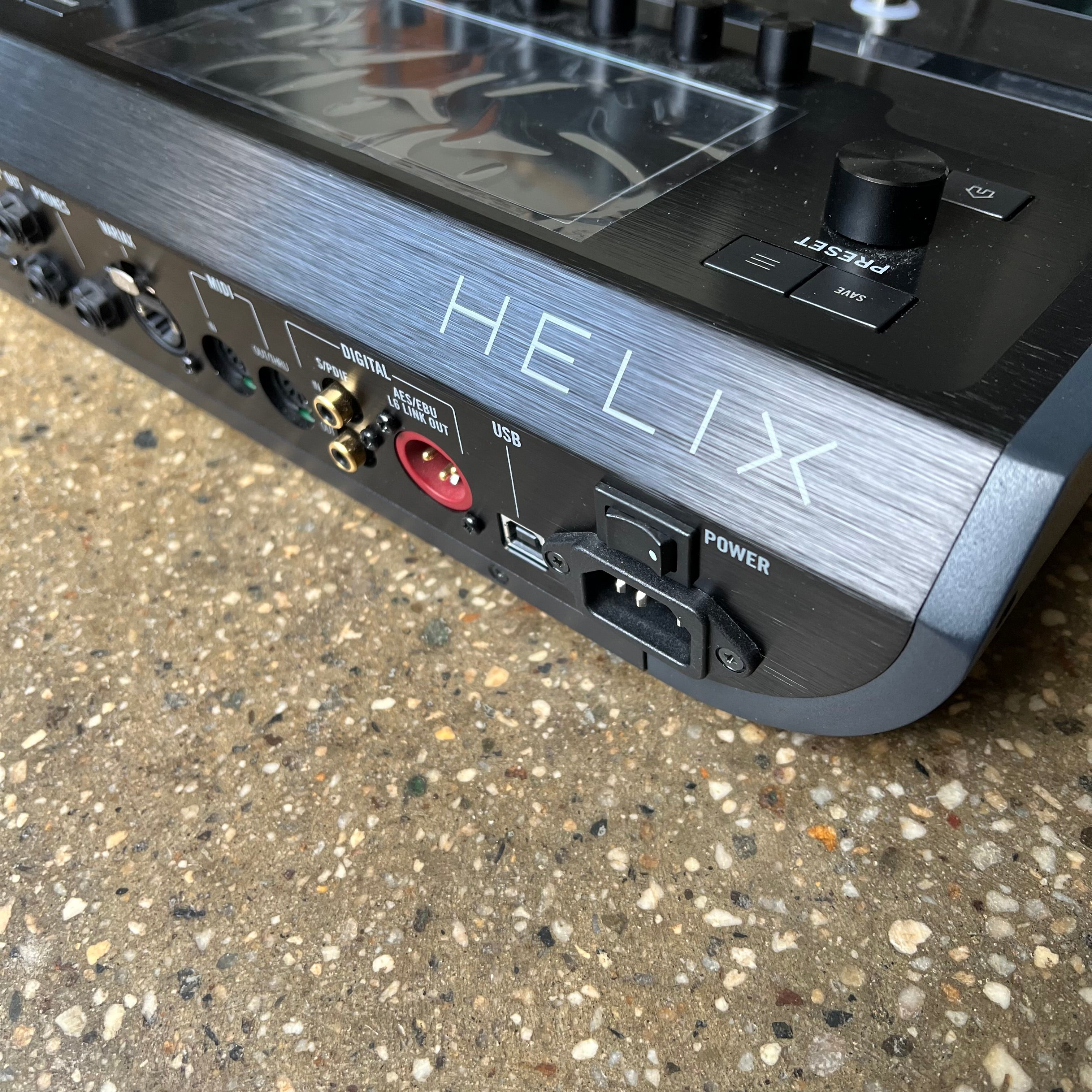 Line 6 Helix Floor 2015 - Present - Black | Tone Wolf