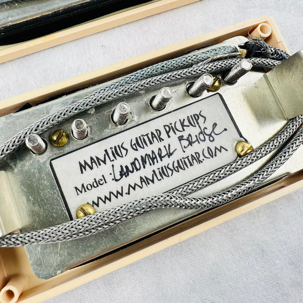 Manlius Landmark Humbucker Pickup Set - Cream - 3